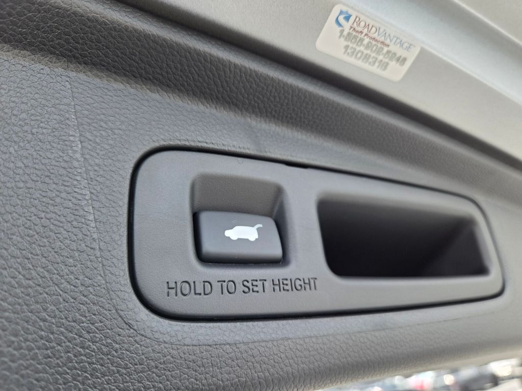 Used 2025 Honda CR-V Hybrid SUV