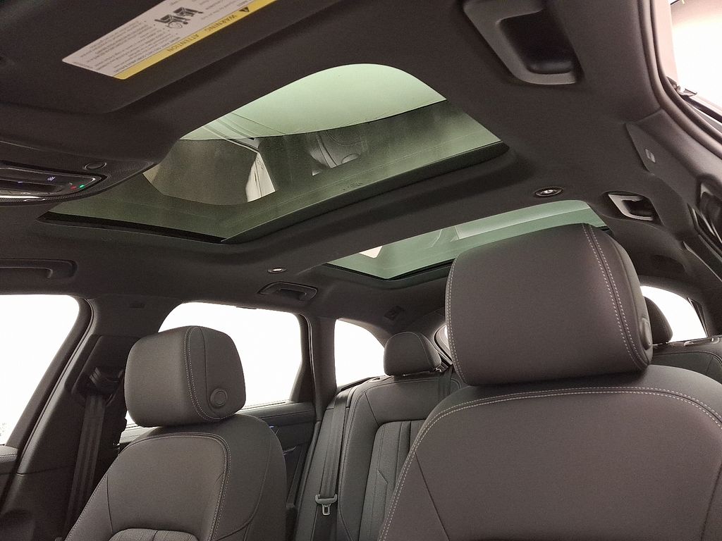 Thumbnail: 2025 Audi A6 - 9