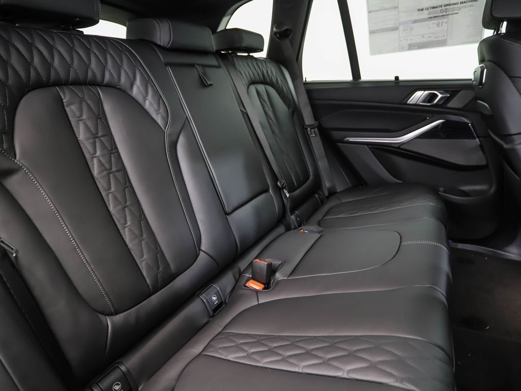 Thumbnail: 2026 BMW X5 - 27