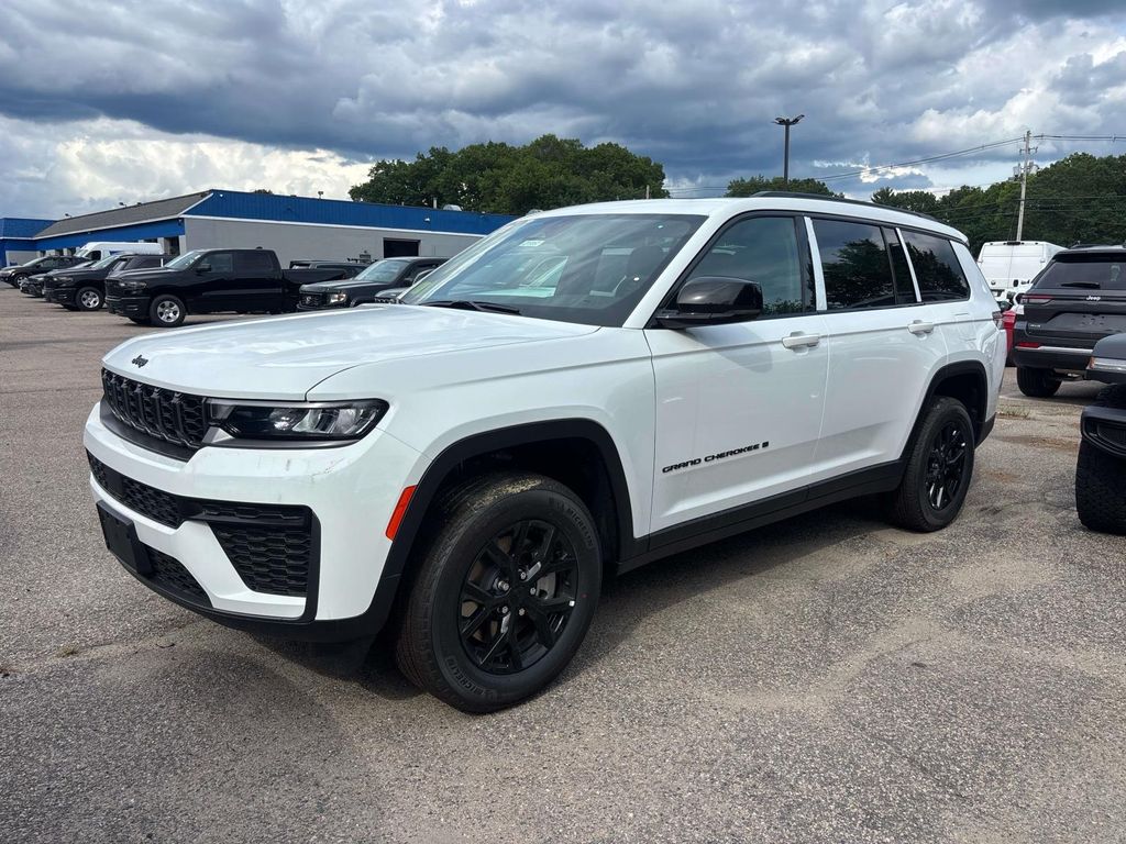 Bright White Clearcoat 2026 Jeep Grand Cherokee L SUV / Crossover Four-Wheel Drive 8-Speed Automatic