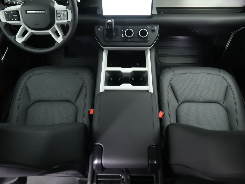 Thumbnail: 2025 Land Rover Defender - 17