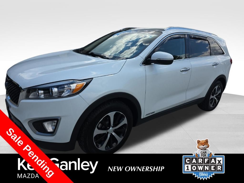 Snow White Pearl 2018 Kia Sorento SUV / Crossover All-Wheel Drive 6-Speed Automatic