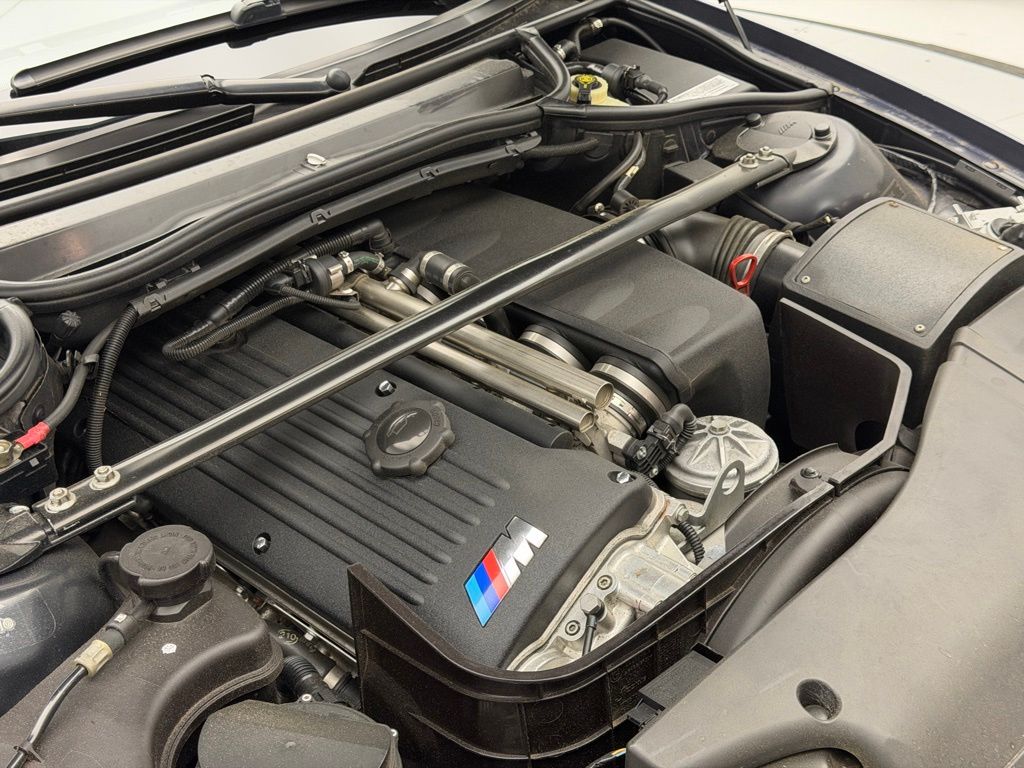 Thumbnail: 2005 BMW M3 - 28
