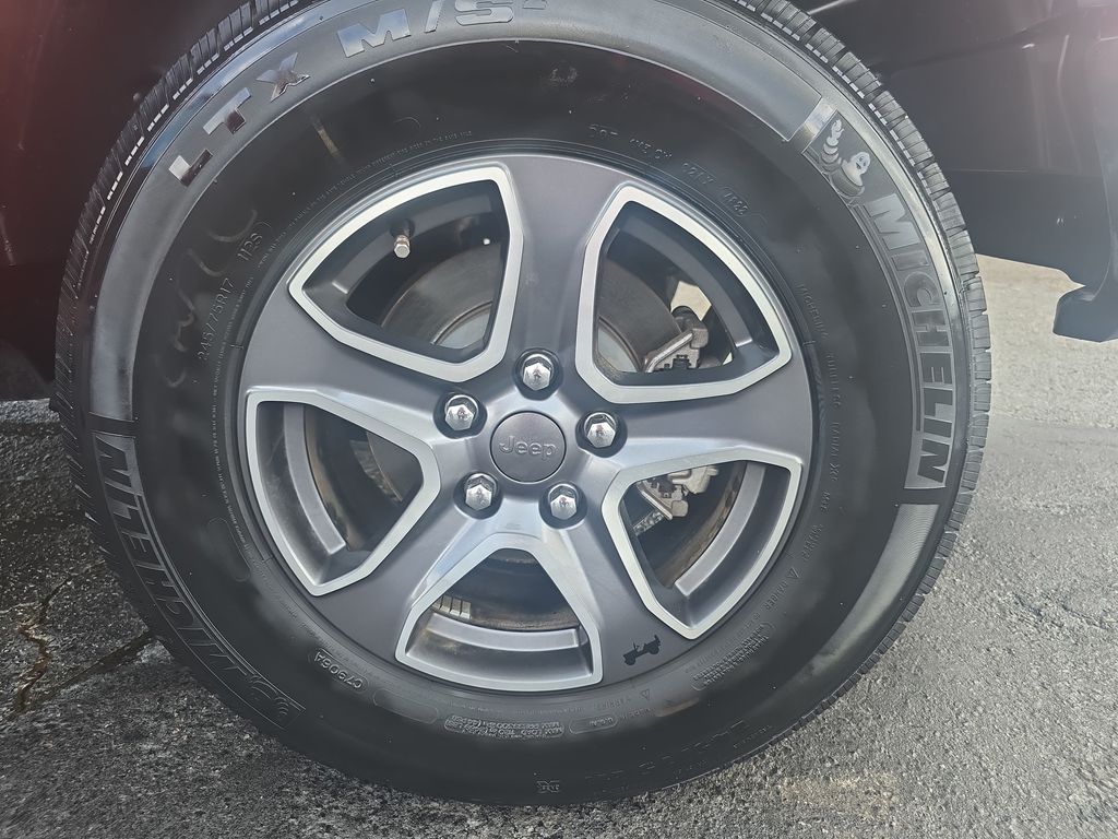 Used 2023 Jeep Wrangler SUV