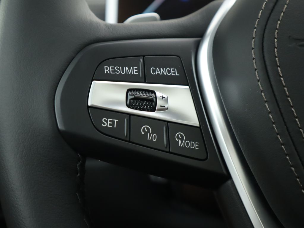 Thumbnail: 2026 BMW X5 - 11