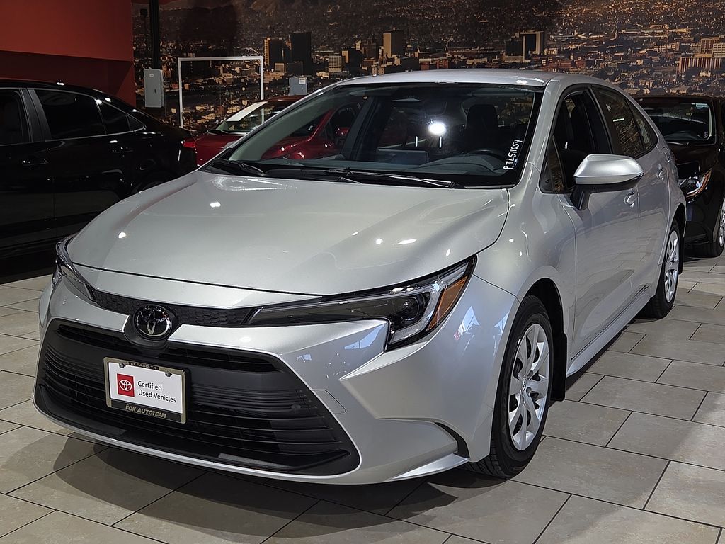2026 Toyota Corolla Hybrid LE FWD