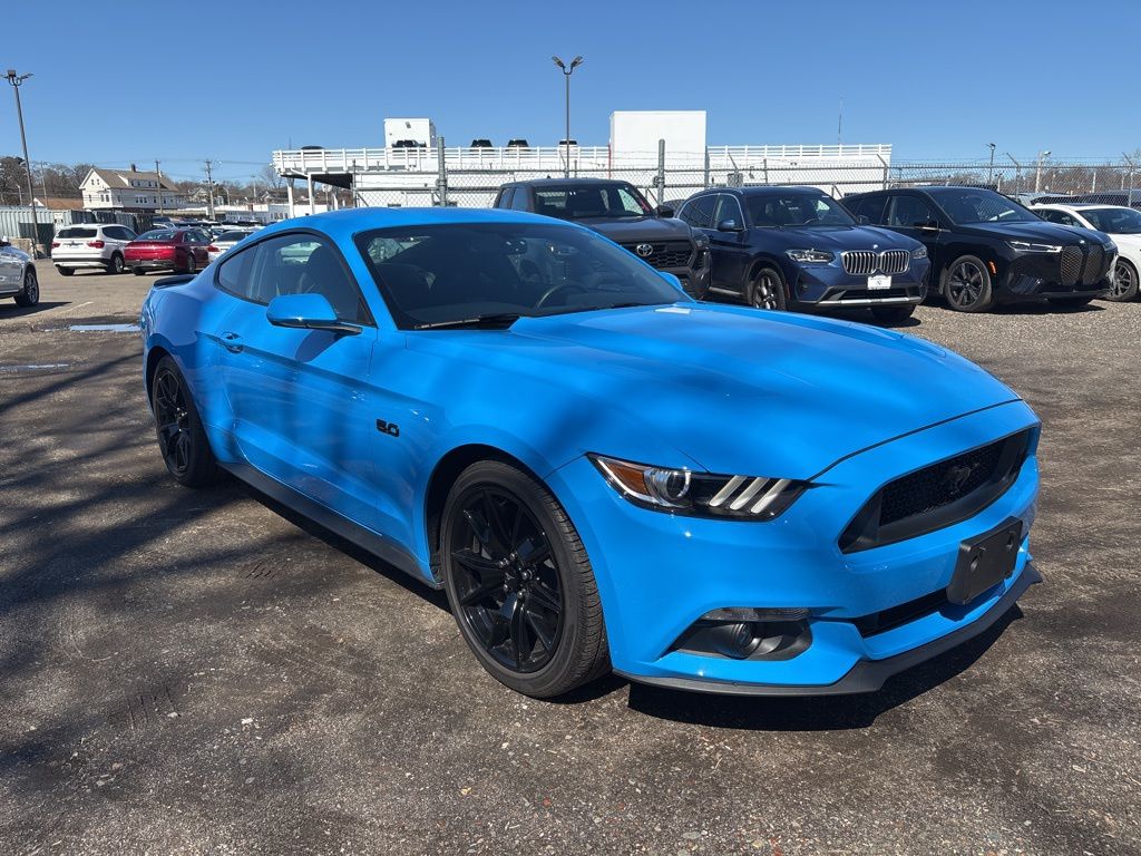 2017 Ford Mustang GT Coupe RWD