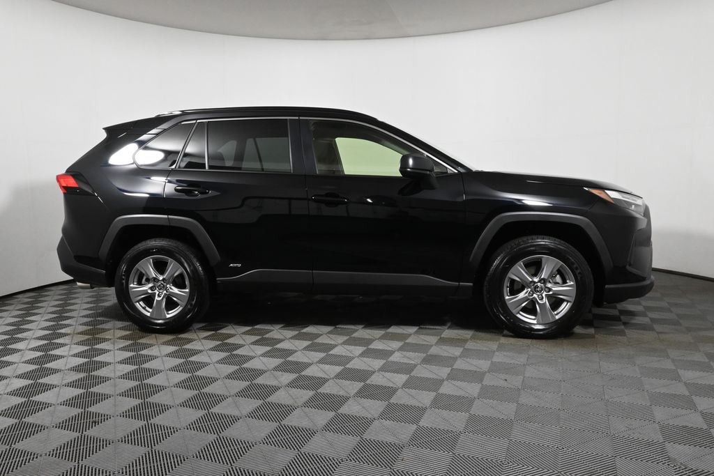 Thumbnail: 2023 Toyota RAV4 - 9
