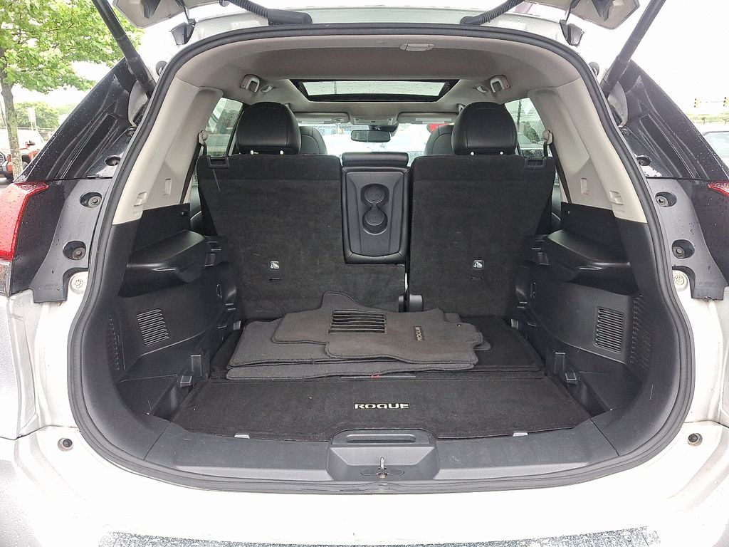 2019 Nissan Rogue SL 29