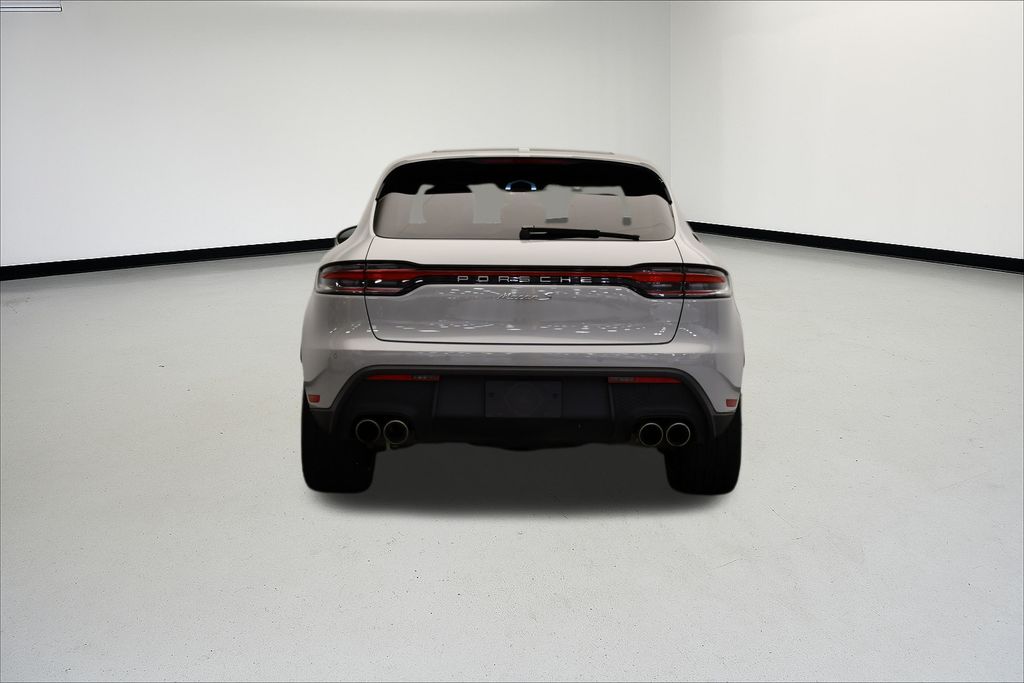 Thumbnail: 2024 Porsche Macan - 6