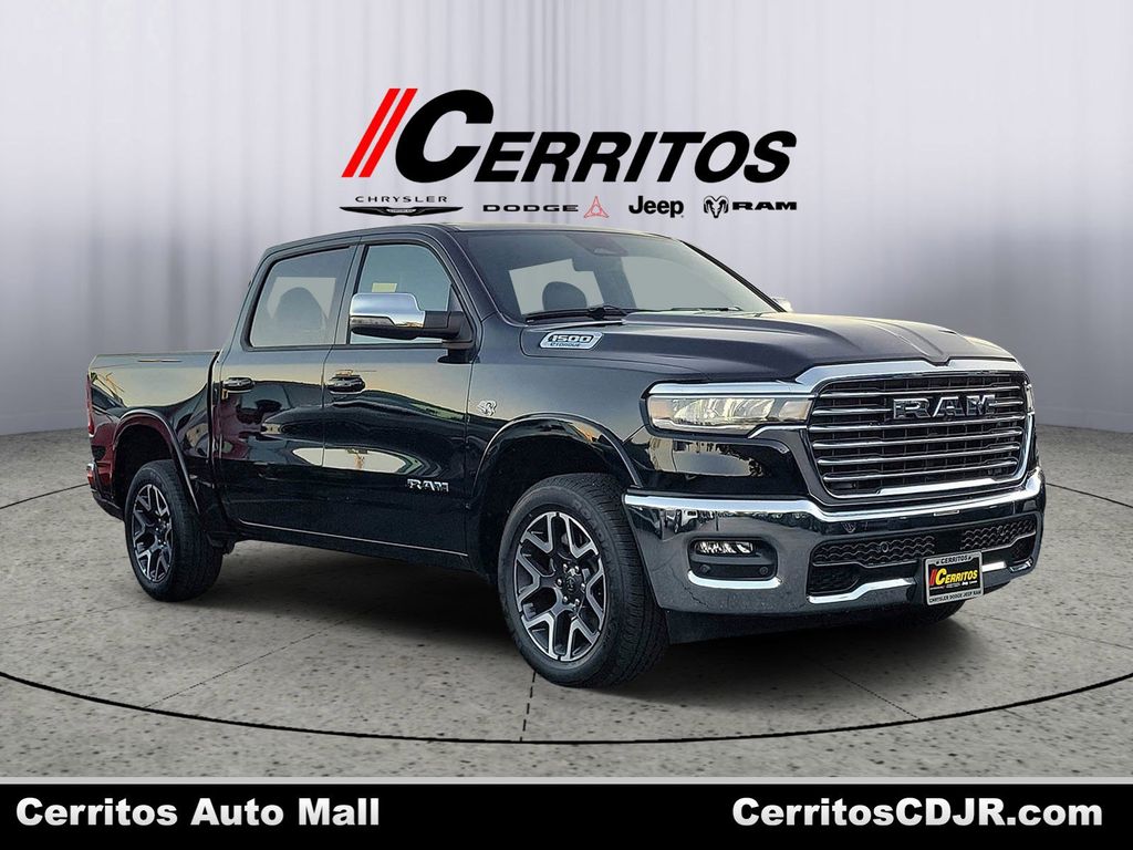 Diamond Black Crystal Pearlcoat 2026 RAM 1500 Laramie Crew Cab 4WD Pickup Truck Four-Wheel Drive 8-Speed Automatic
