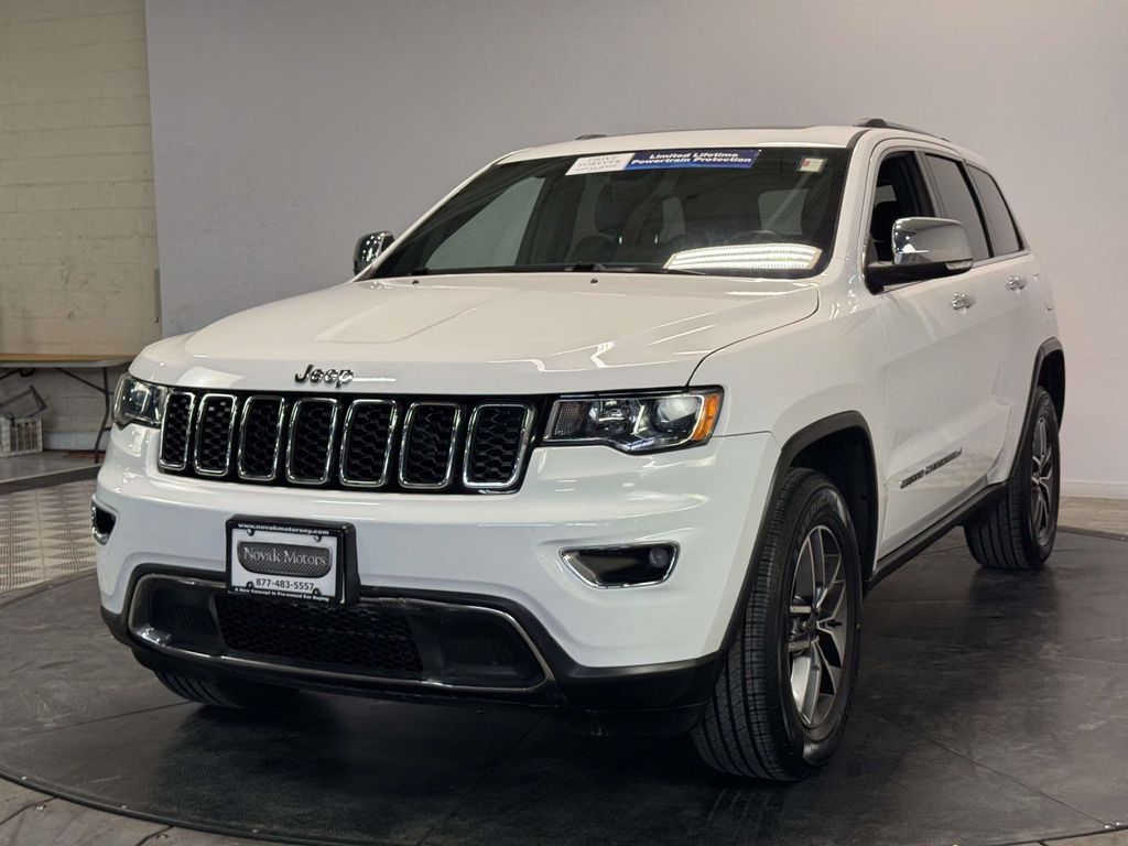 View vehicle photo 5