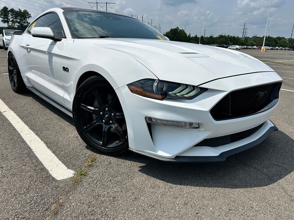 Oxford White 2019 Ford Mustang Coupe Rear-Wheel Drive 6-Speed Manual