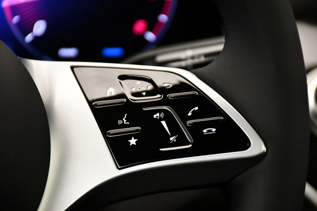 Thumbnail: 2026 Mercedes-Benz GLC - 24