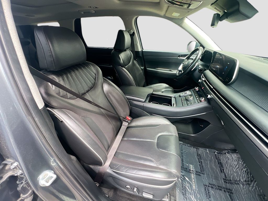 Used 2023 Gray Hyundai Limited image 31