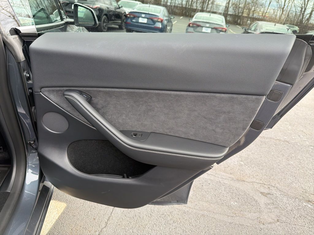 Thumbnail: 2023 Tesla Model Y - 23