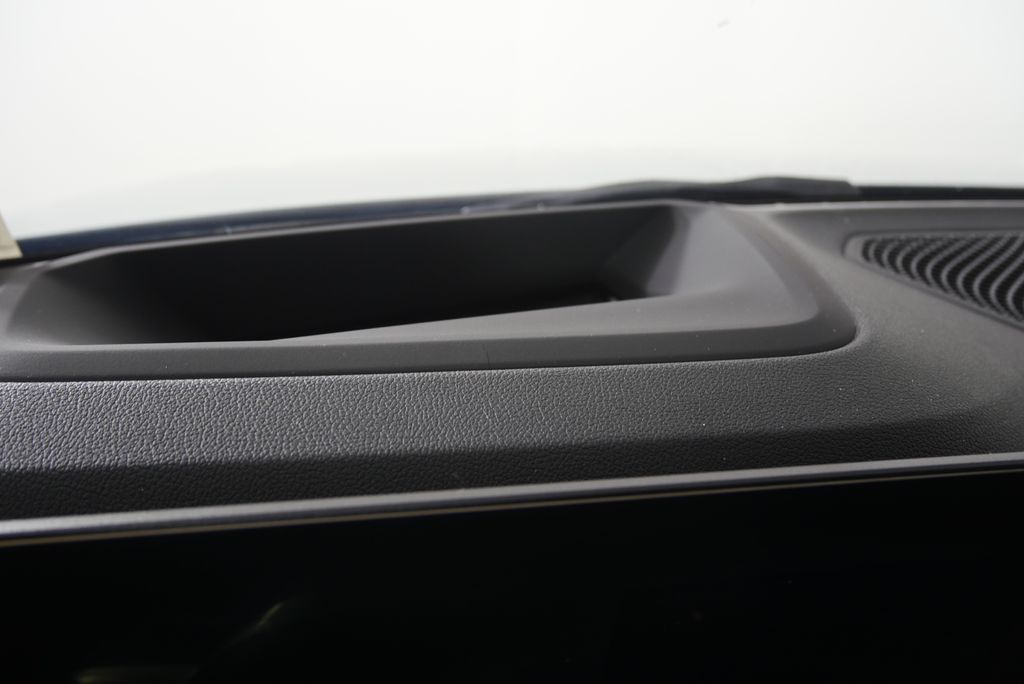 Thumbnail: 2026 BMW 4 Series - 16