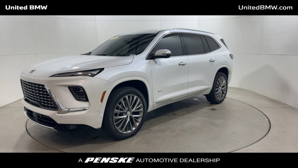 2025 Buick Enclave Avenir 4