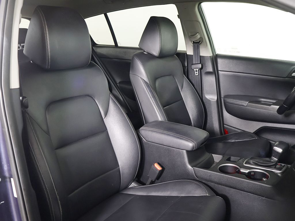 Used 2017 Blue Kia EX image 27