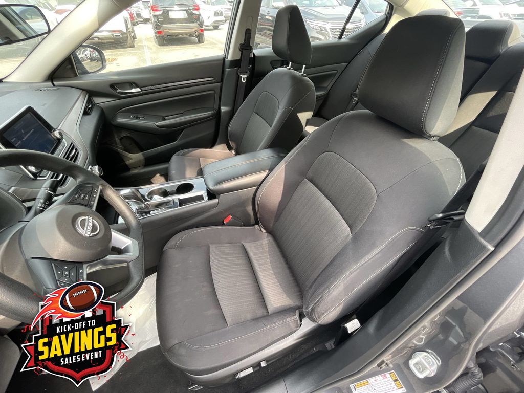 Used 2024 Nissan Altima Sedan
