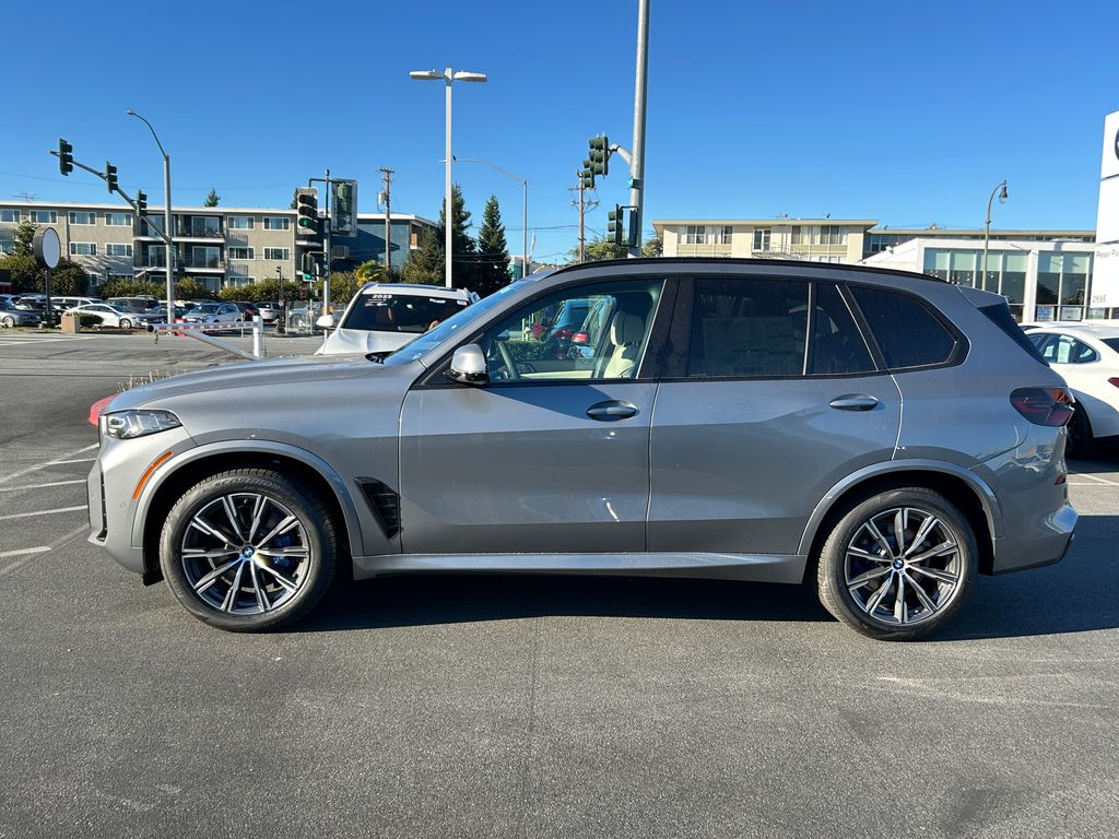 Thumbnail: 2026 BMW X5 - 2