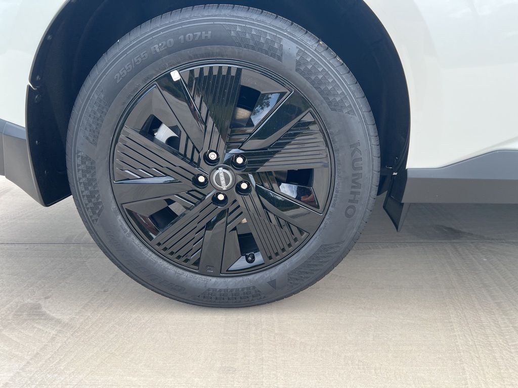 2025 Everest White Pearl Tricoat Nissan Murano SV AWD SUV