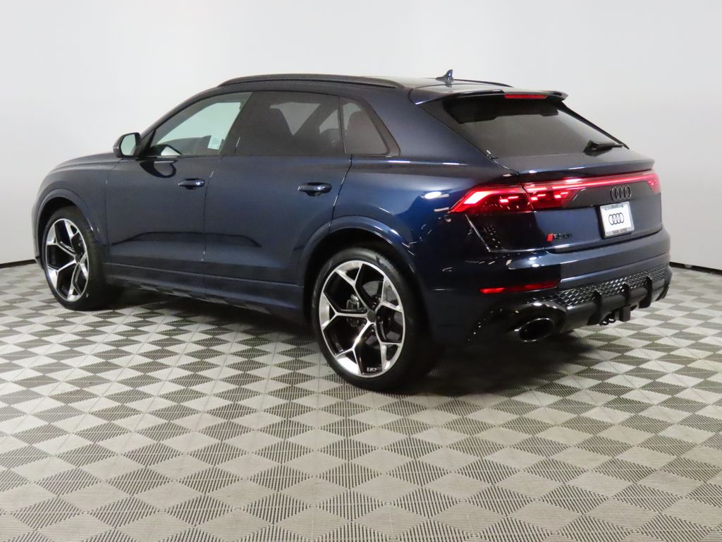 Thumbnail: 2026 Audi RS Q8 - 3
