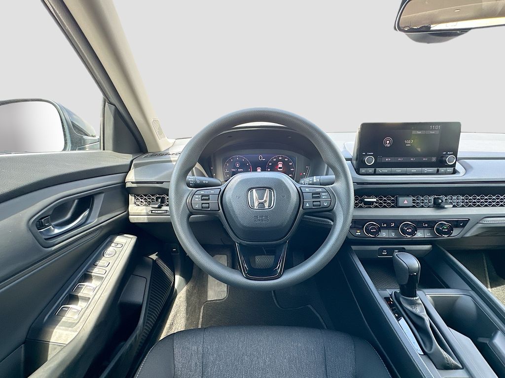 2025 Honda Accord SE 18