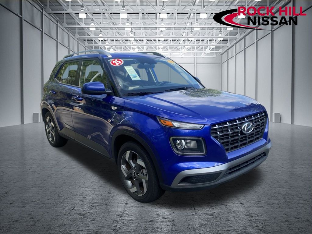 2025 Hyundai Venue SEL FWD