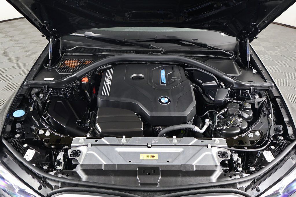 Thumbnail: 2023 BMW 3 Series - 15