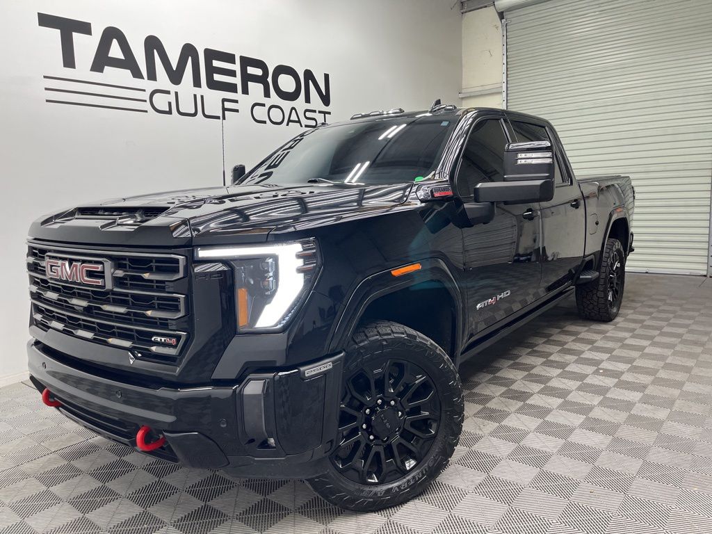 2024 GMC Sierra 2500HD AT4 Crew Cab 4WD