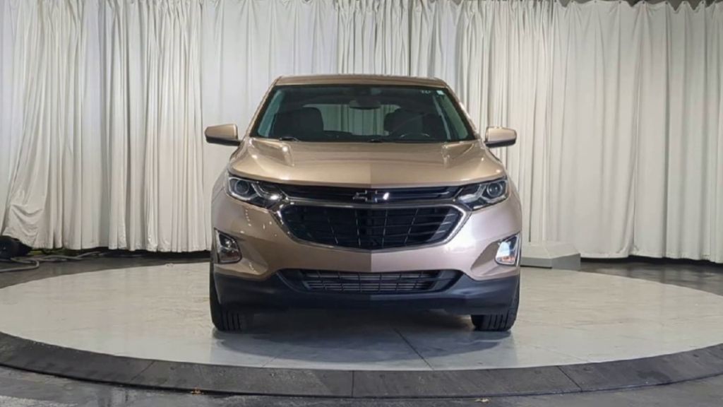 View vehicle photo 3