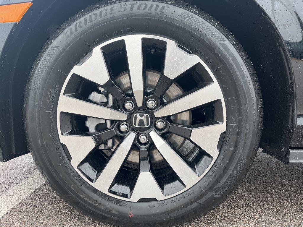 Thumbnail: 2026 Honda Odyssey - 7