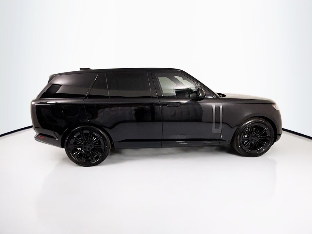 Thumbnail: 2026 Land Rover Range Rover - 4