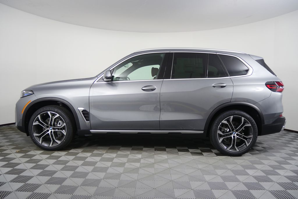 Thumbnail: 2026 BMW X5 - 6