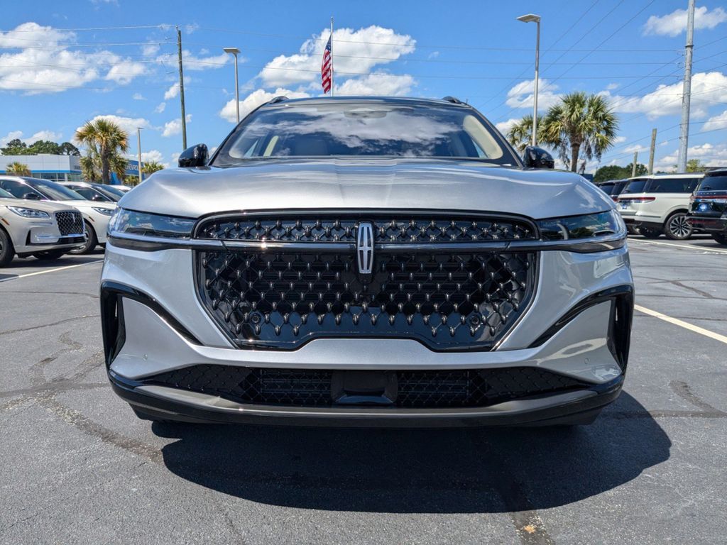 2025 Lincoln Nautilus Hybrid Reserve