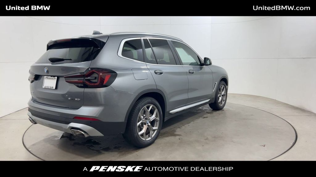 Thumbnail: 2024 BMW X3 - 8