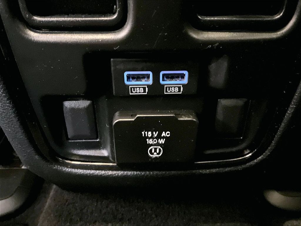 2020 Jeep Grand Cherokee — photo 28