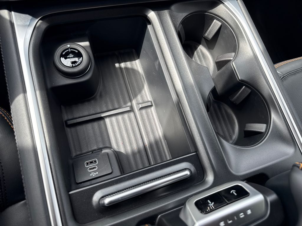 New 2026 Gray Ford Tremor image 32