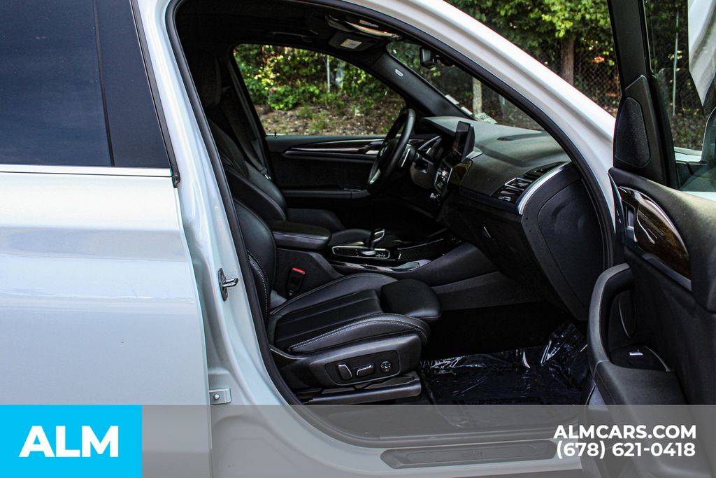 Used 2024 White BMW xDrive30i image 20