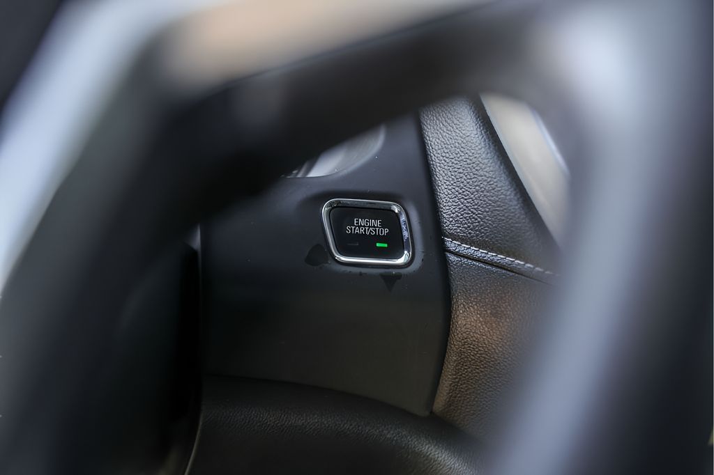 Used Car 2022 Gmc Acadia  Slt For Sale Under $30,000 In Austin, Texas