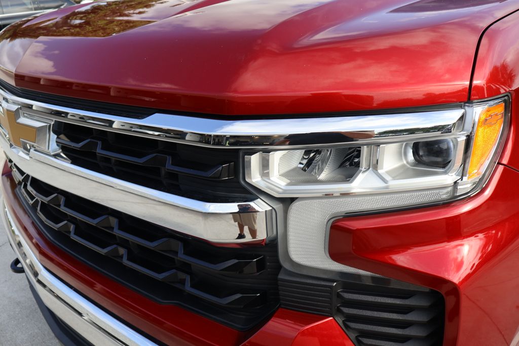 Thumbnail: 2022 Chevrolet Silverado 1500 - 3