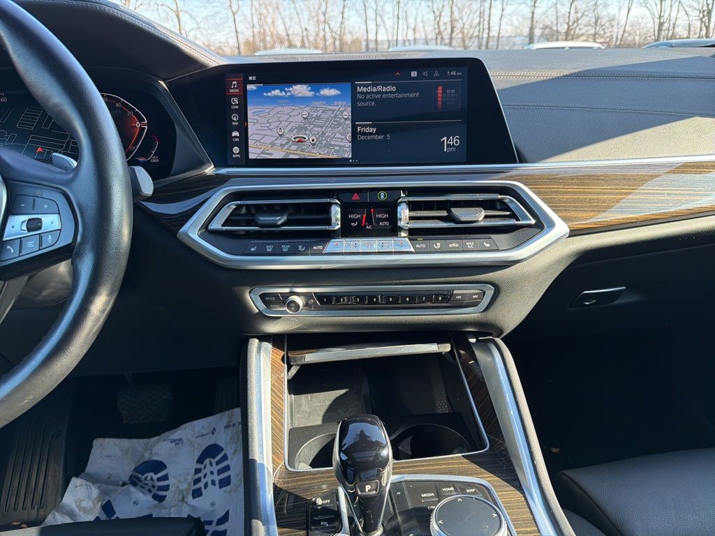 Thumbnail: 2021 BMW X6 - 16