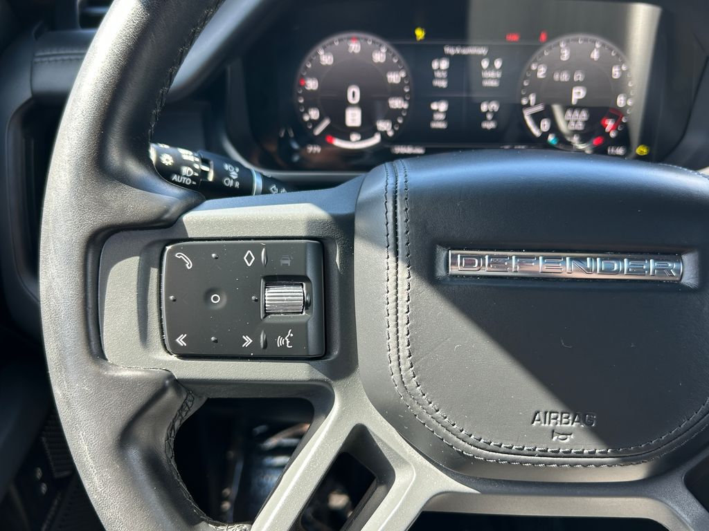 Thumbnail: 2023 Land Rover Defender - 20