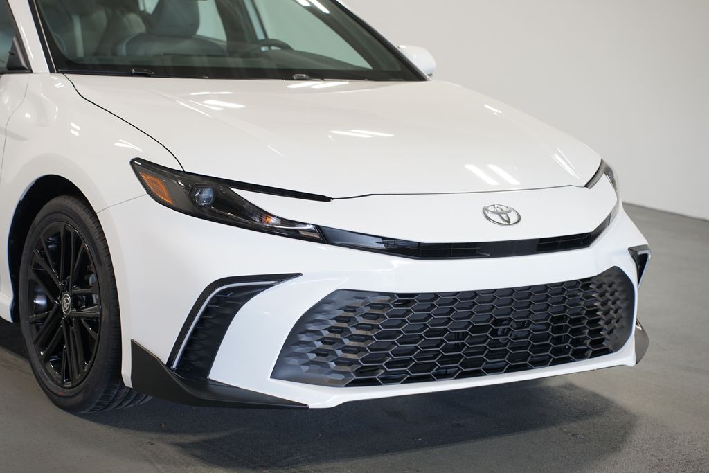 Thumbnail: 2026 Toyota Camry - 4