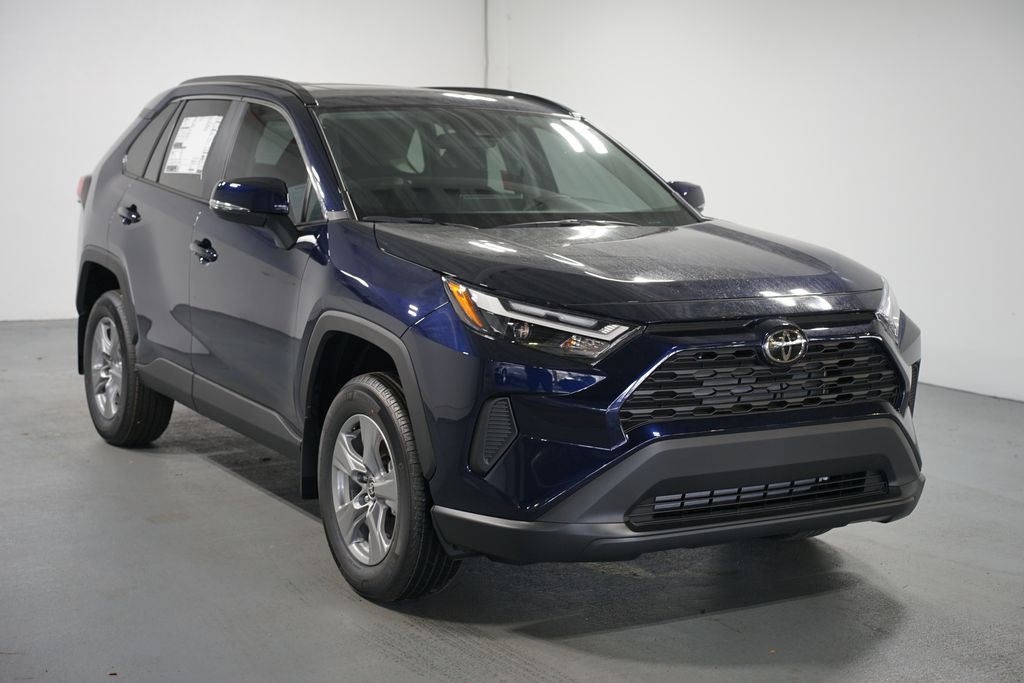 Thumbnail: 2025 Toyota RAV4 - 3