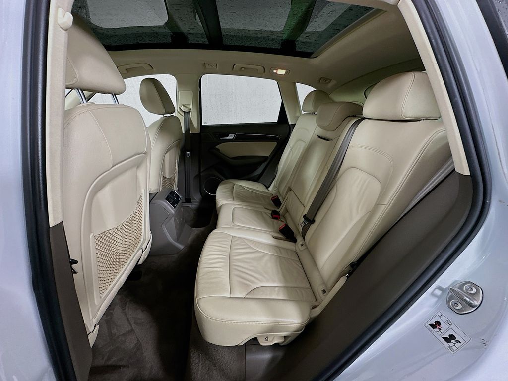 Thumbnail: 2017 Audi Q5 - 25