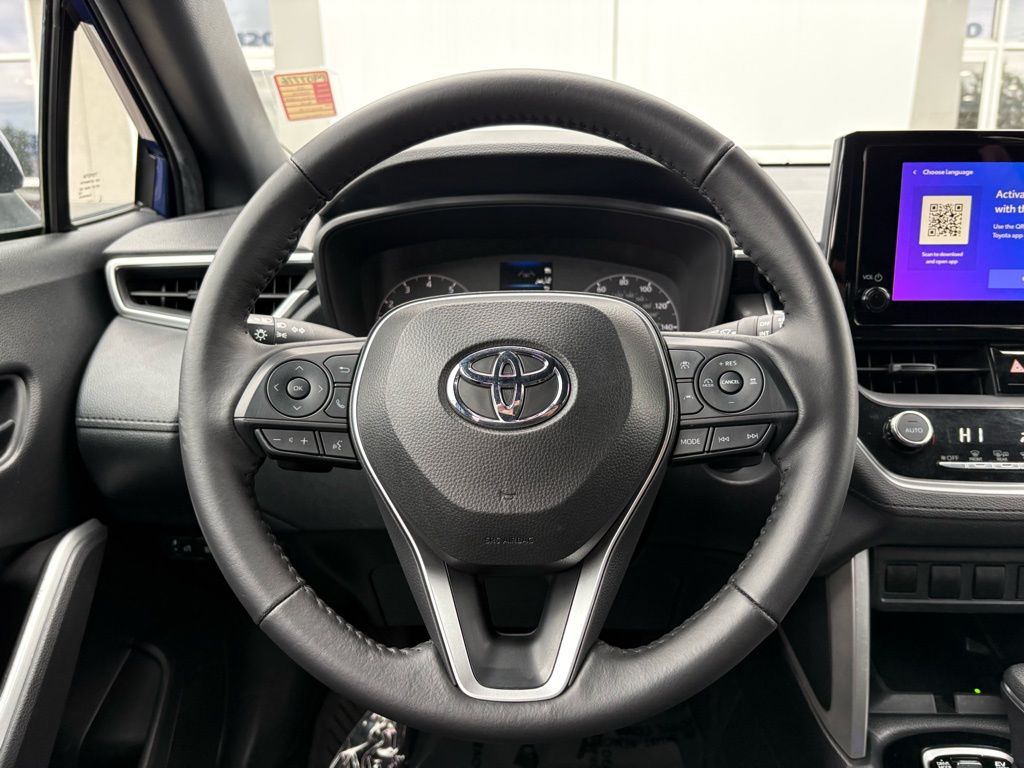 2024 Toyota Corolla Cross Hybrid SE