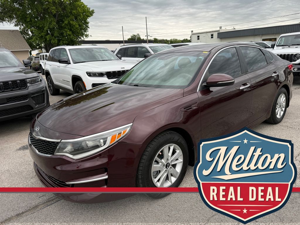 Remington Red 2018 Kia Optima Sedan Front-Wheel Drive 6-Speed Automatic