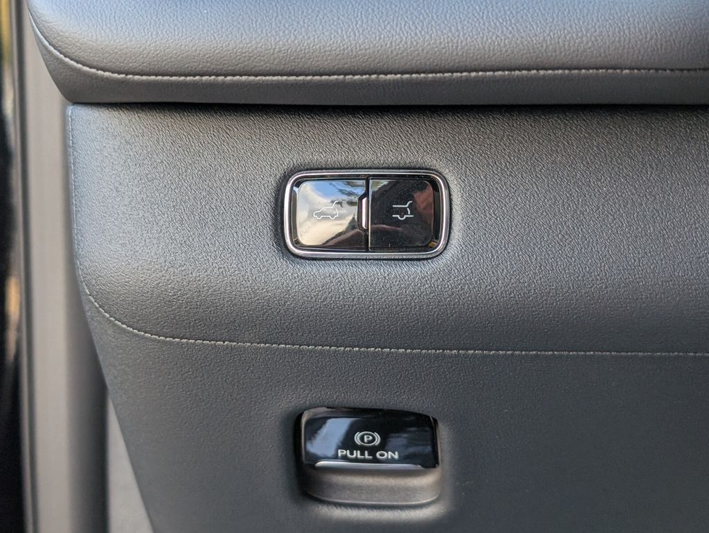 new 2026 Lincoln Navigator L car, priced at $111,390